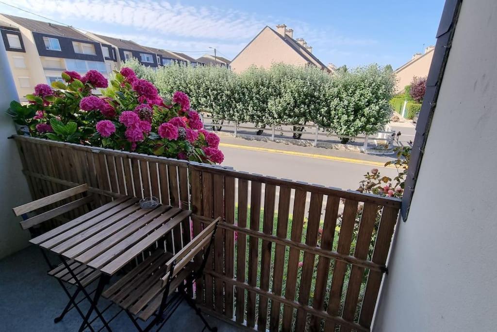 Apartament A Louer Plages Du Debarquement A Courseulles Sur Mer Zewnętrze zdjęcie